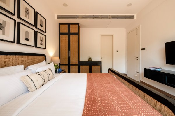 Image Title Goes Here